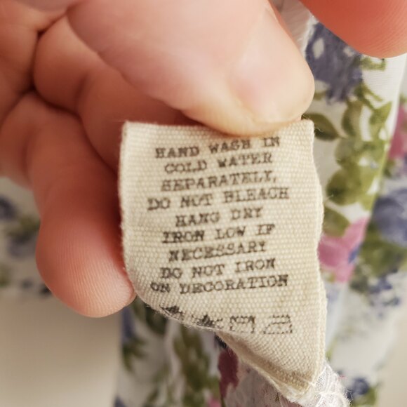 White Kimono Floral Ruffle Style Cardigan Sheer Beaded S Small Handkerchief Hem - Picture 5 of 12